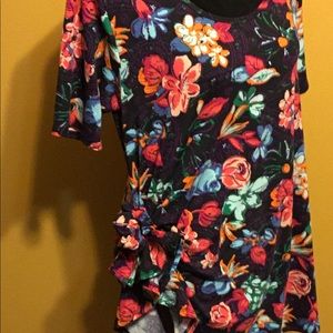LuLaRoe Perfect T